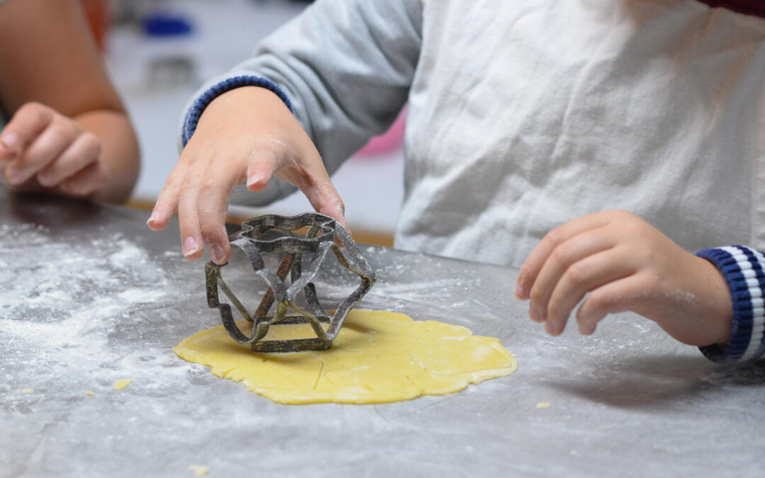 Juegos e ideas creativas para que los niños se entretengan en casa